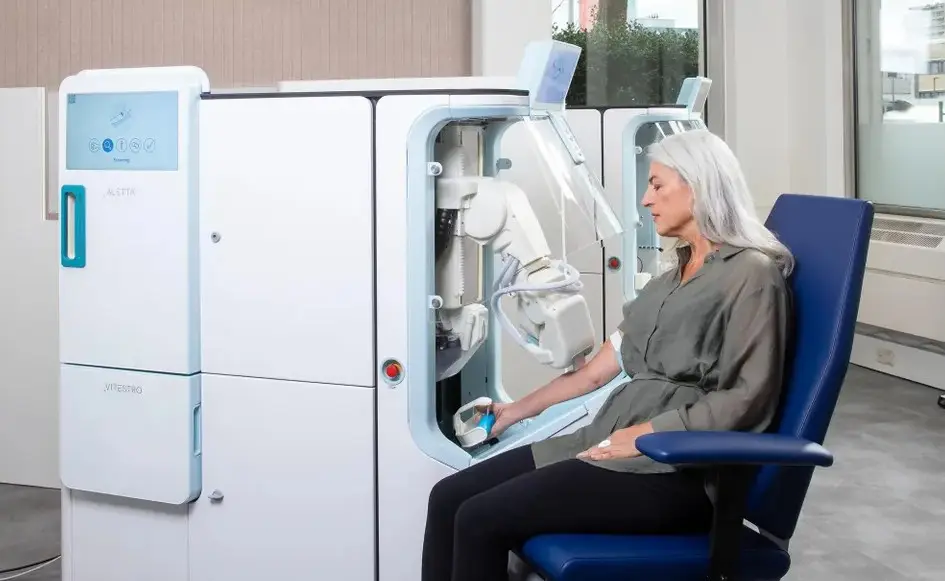 Así funciona el robot que encuentra venas con ultrasonido y saca sangre sin intervención humana