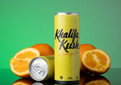 Wiz Khalifa lanza bebidas con THC a base de jugo de naranja y kush
