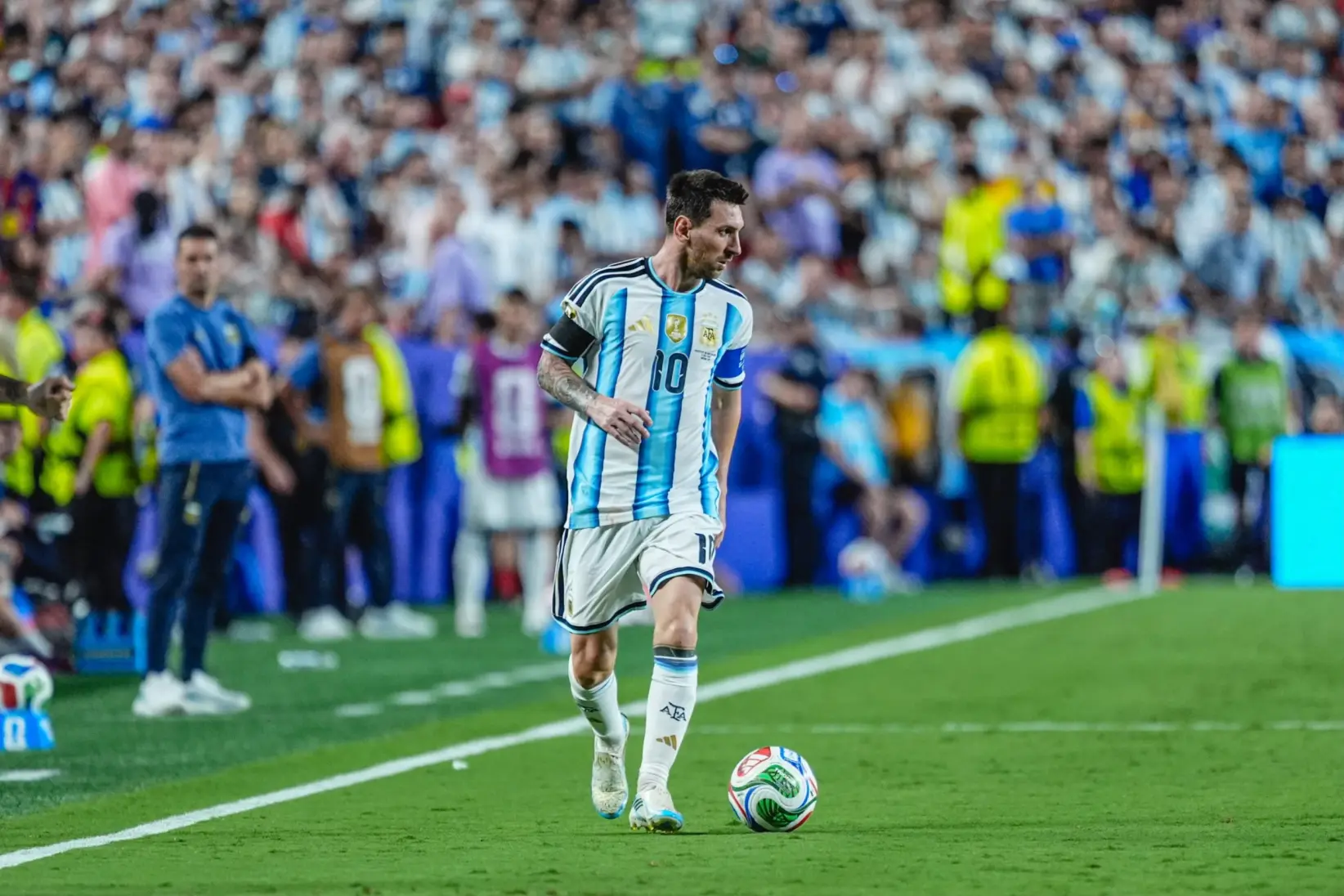 Lionel Messi en acción durante su último mundial. (Foto: messi.com)
