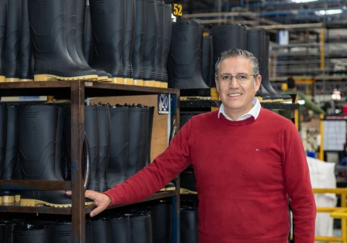 Plasticaucho lleva 95 años con las botas puestas