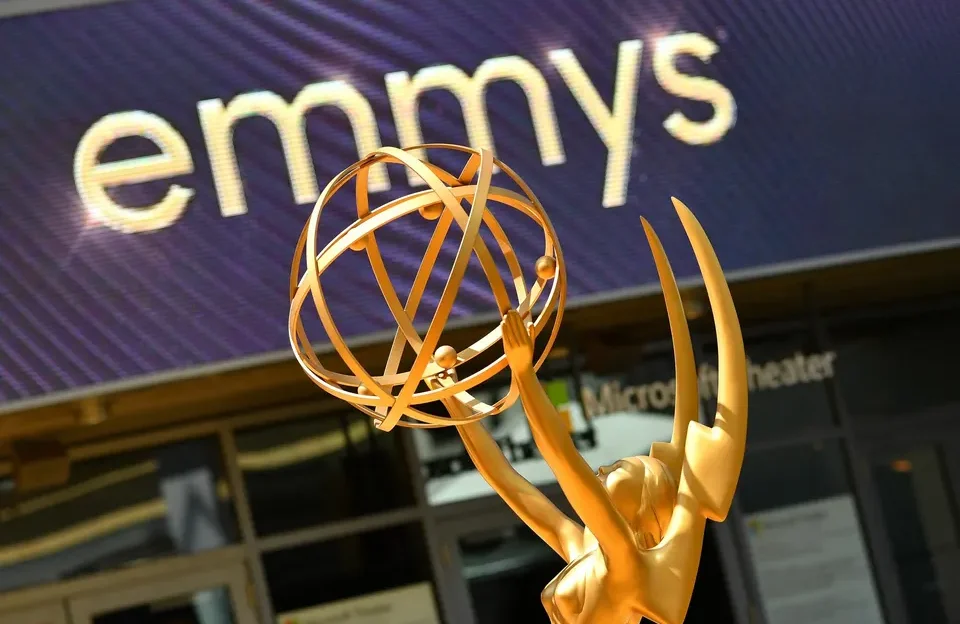 Premios Emmy 2026: a qué hora empiezan, dónde verlos y cuáles son las series candidatas