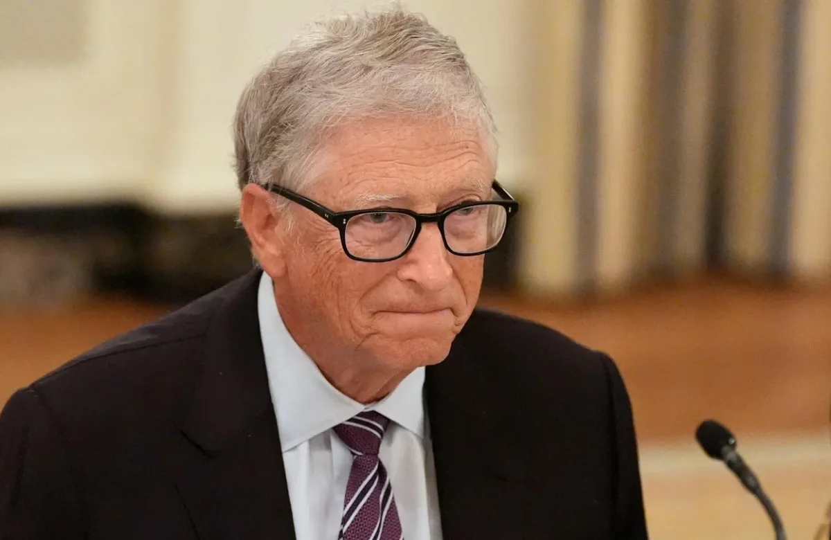 Bill Gates se suma a la polémica por la IA con una dura advertencia: "Será diseñada por y para los más ricos"