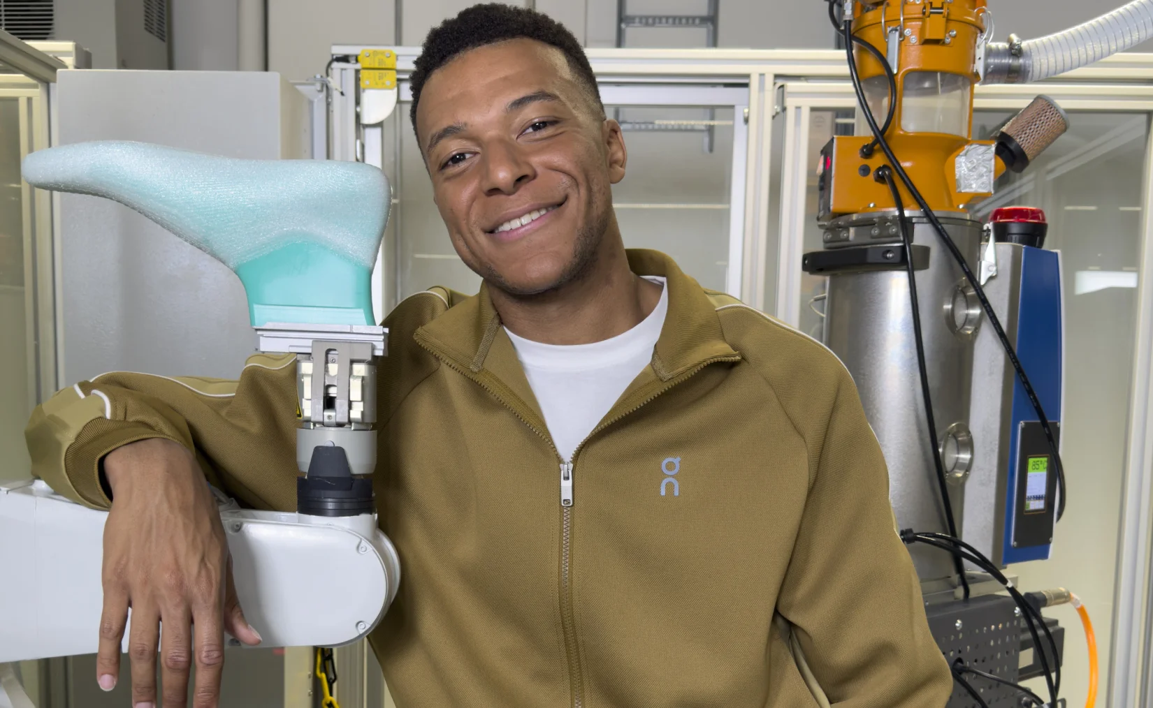 Otro sacudón al imperio de Nike: pierde a Mbappé a manos de la suiza On que se abre camino en el negocio del fútbol