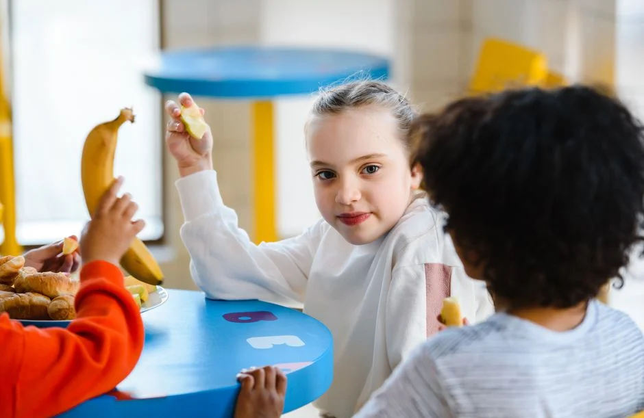 Cada vez más niños en EE.UU. toman medicamentos para bajar de paso: ¿qué deben saber los padres?