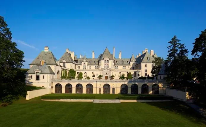 De Taylor Swift a "Succession": sale a subasta el castillo de Nueva York que fue escenario de películas, series y bodas millonarias