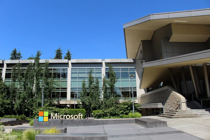 Microsoft (SE PUEDE USAR) Crédito: Coolcaesar, CC BY-SA 4.0, via Wikimedia Commons - Wikimedia Commons