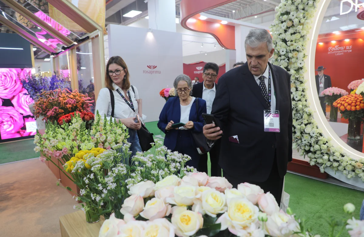 Ecuador muestra al mundo su oferta de flores exclusivas