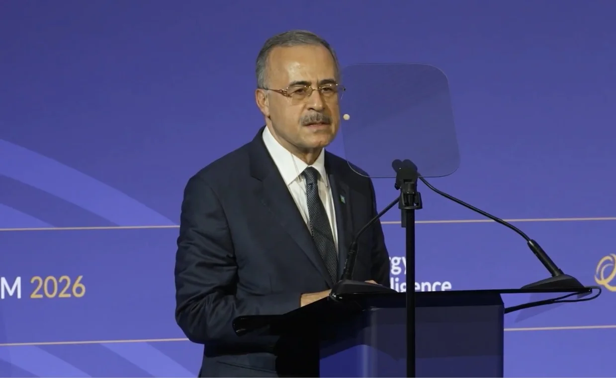 El CEO de Saudi Aramco aseguró que el colchón petrolero global está al límite