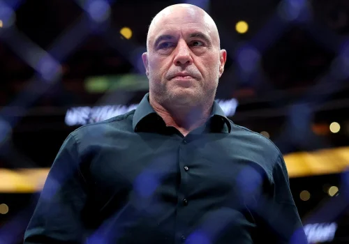 Spotify renovó su contrato con Joe Rogan por una millonaria cifra