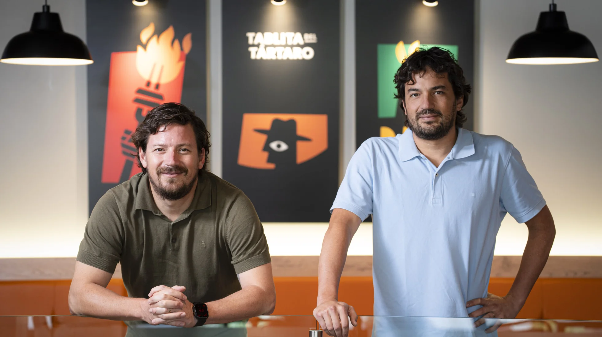 Una tablita, una parrilla y 30 años en los patios de comida
