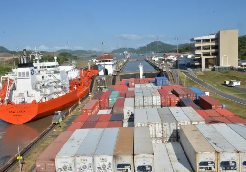 Cepal: Las exportaciones de bienes crecerán 20 % en América Latina y el Caribe y en Ecuador 16 %
