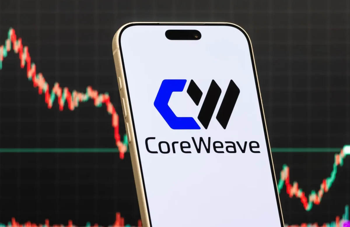 CoreWeave tocó su mínimo del año y Goldman Sachs sorprendió al recomendar comprar sus acciones